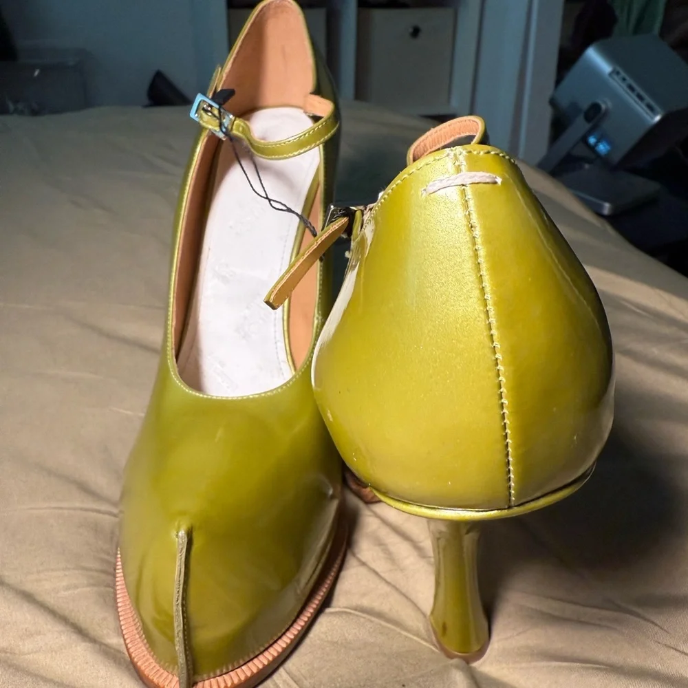 Maison Martin Margiela Lime Green Platform Heels - Picture 4 of 5